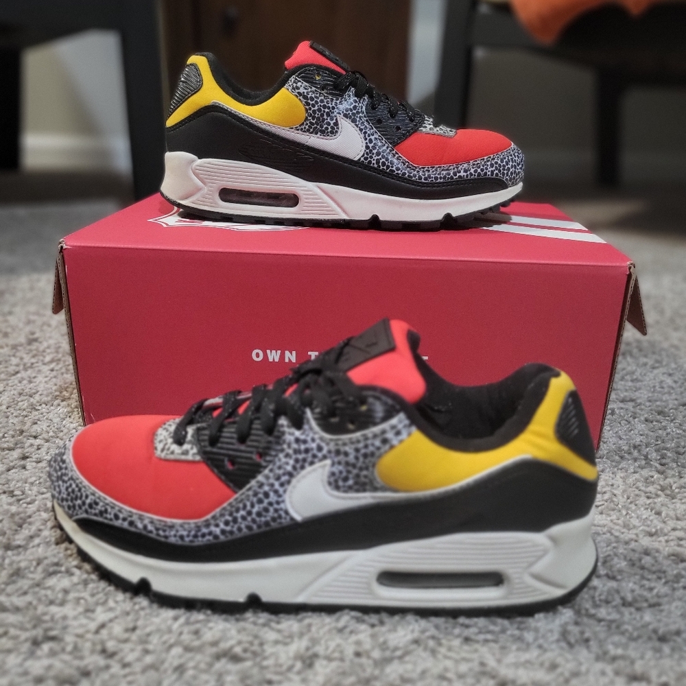 Womens Nike Air Max 90 SE 'Safari Chile Red Pollen'